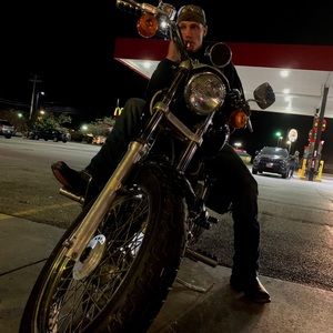 Meet your Posher, Nicholas